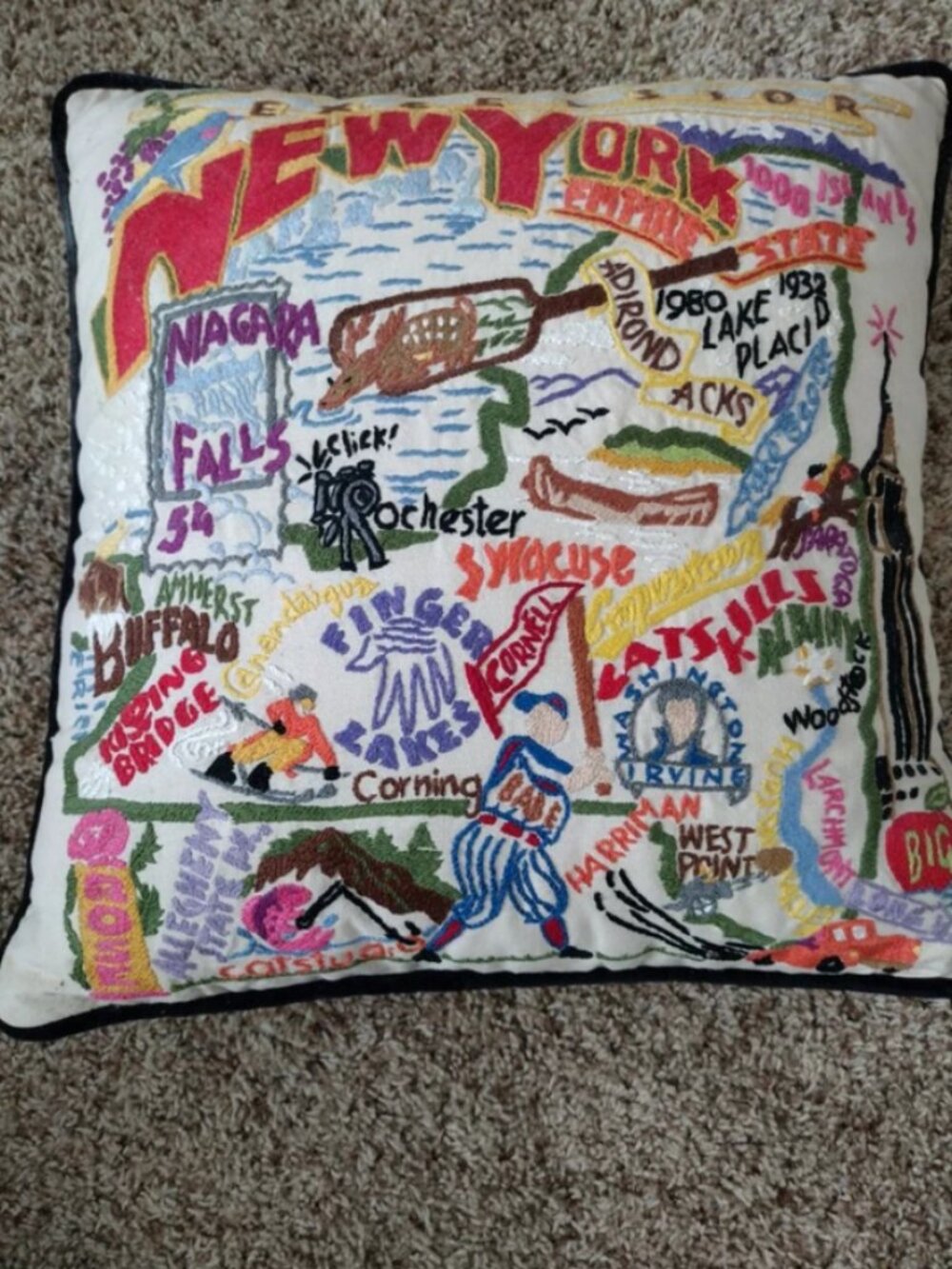 Catstudio New York Pillow Hand Embroidered, Iconic Places